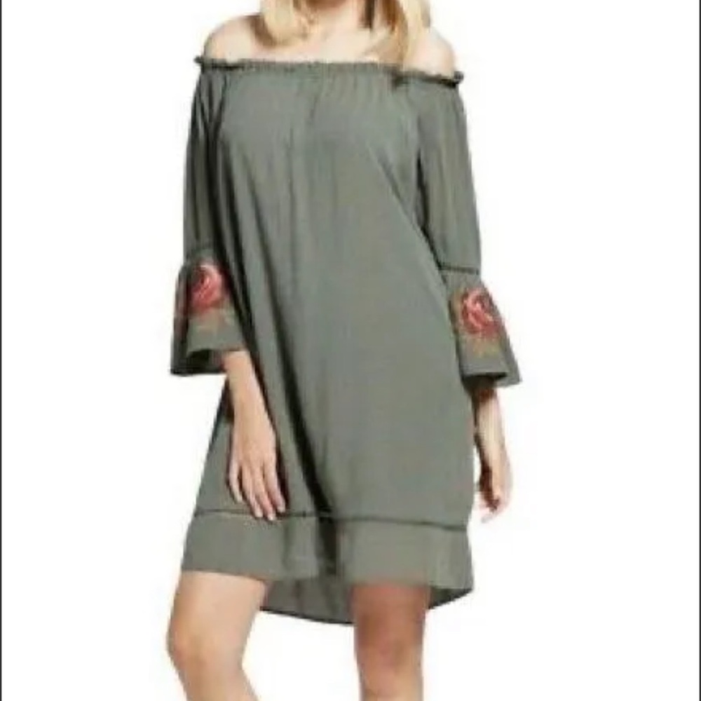 Knox Rose Hunter Green Off-Shoulder Dress with Red Floral Accents